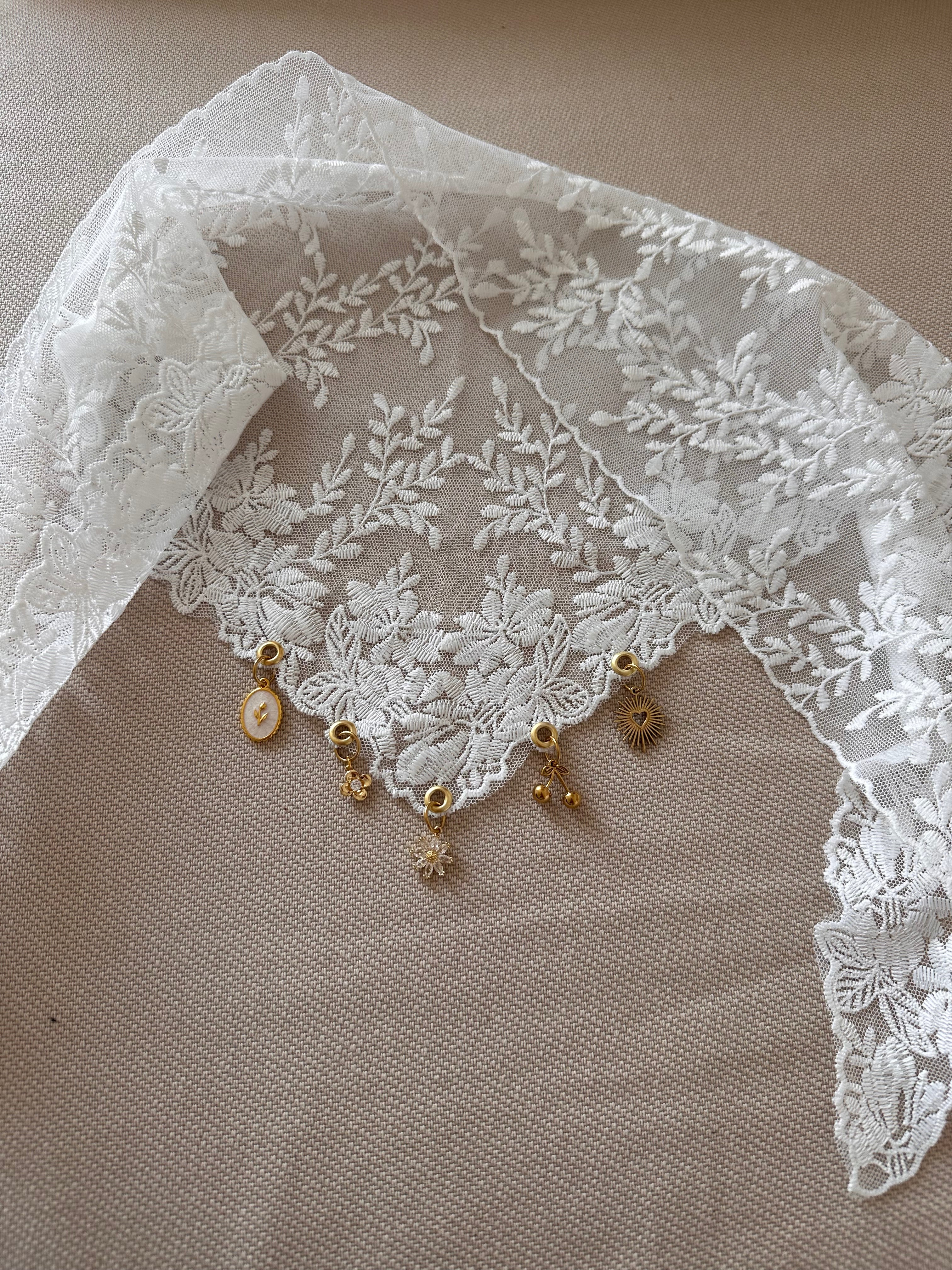 Foulards Lace