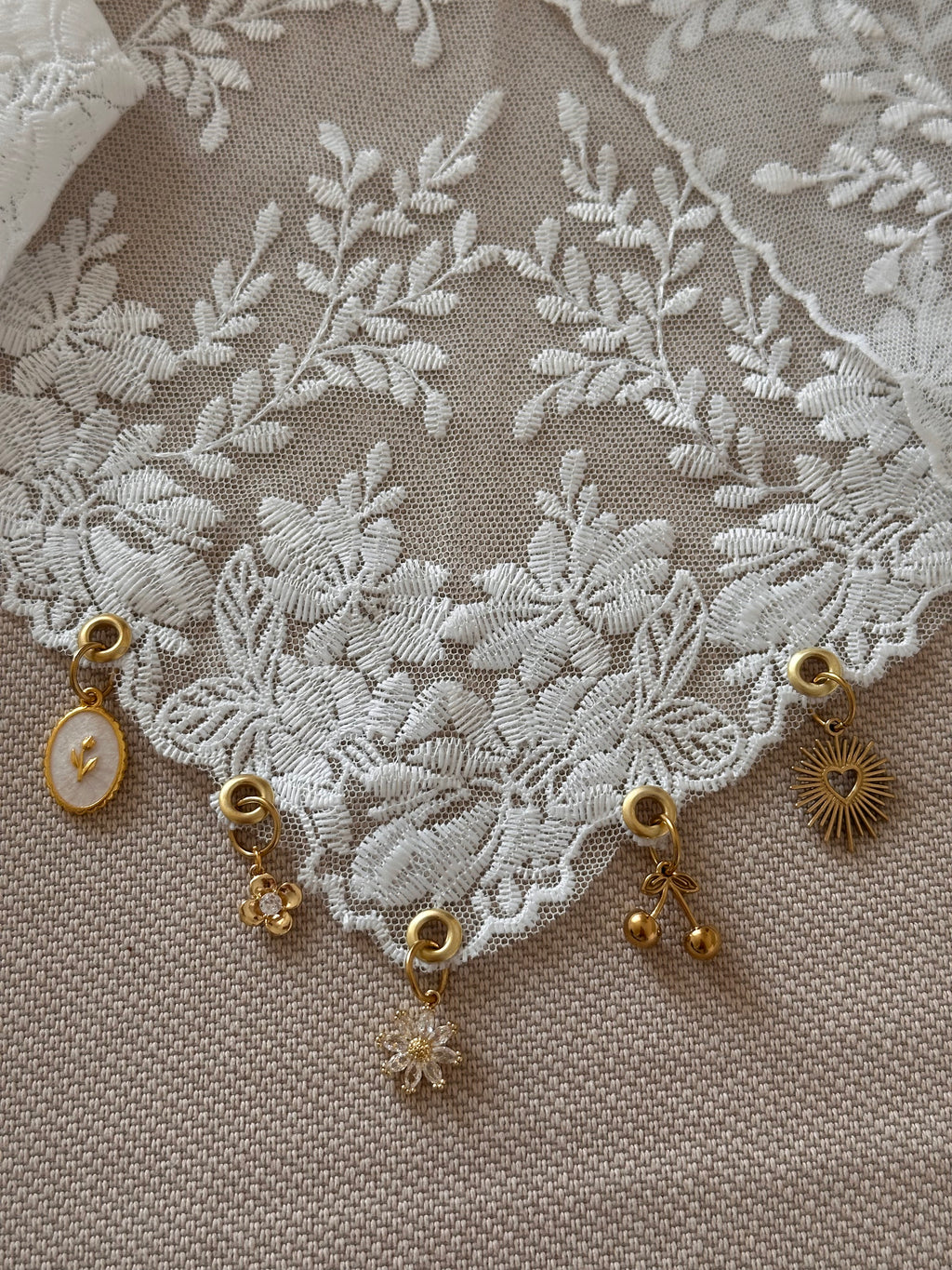 Foulards Lace