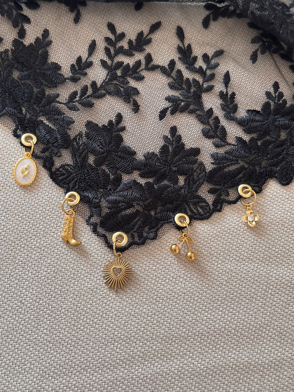 Foulards Lace