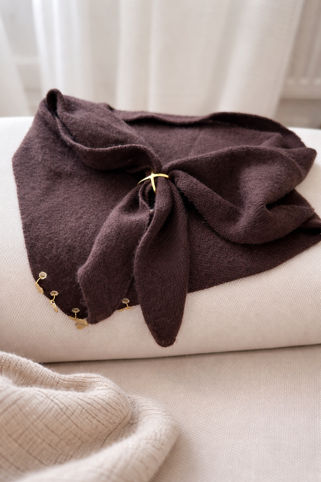 Attache foulard doré en acier inoxydable