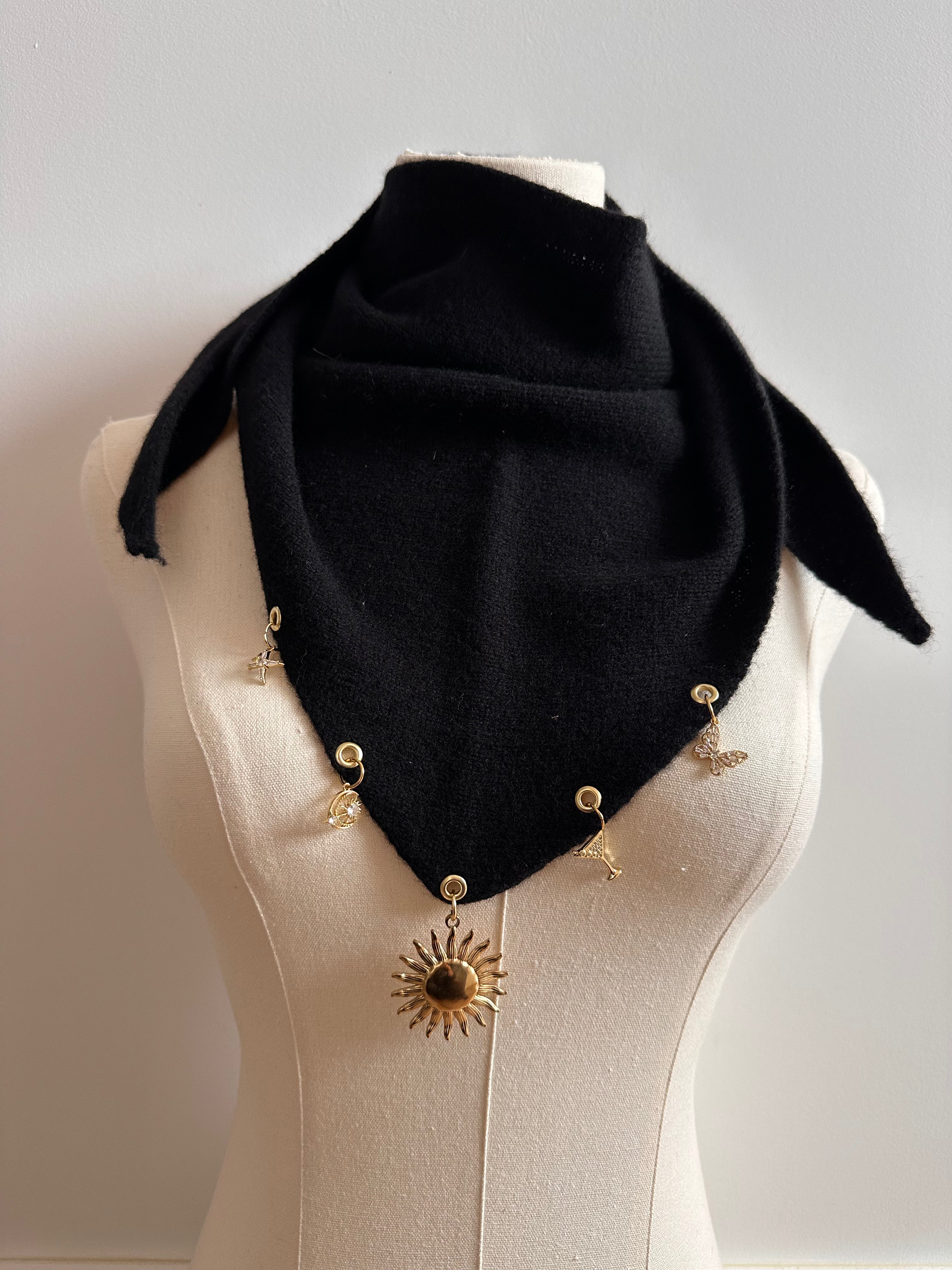 Le foulard Whool