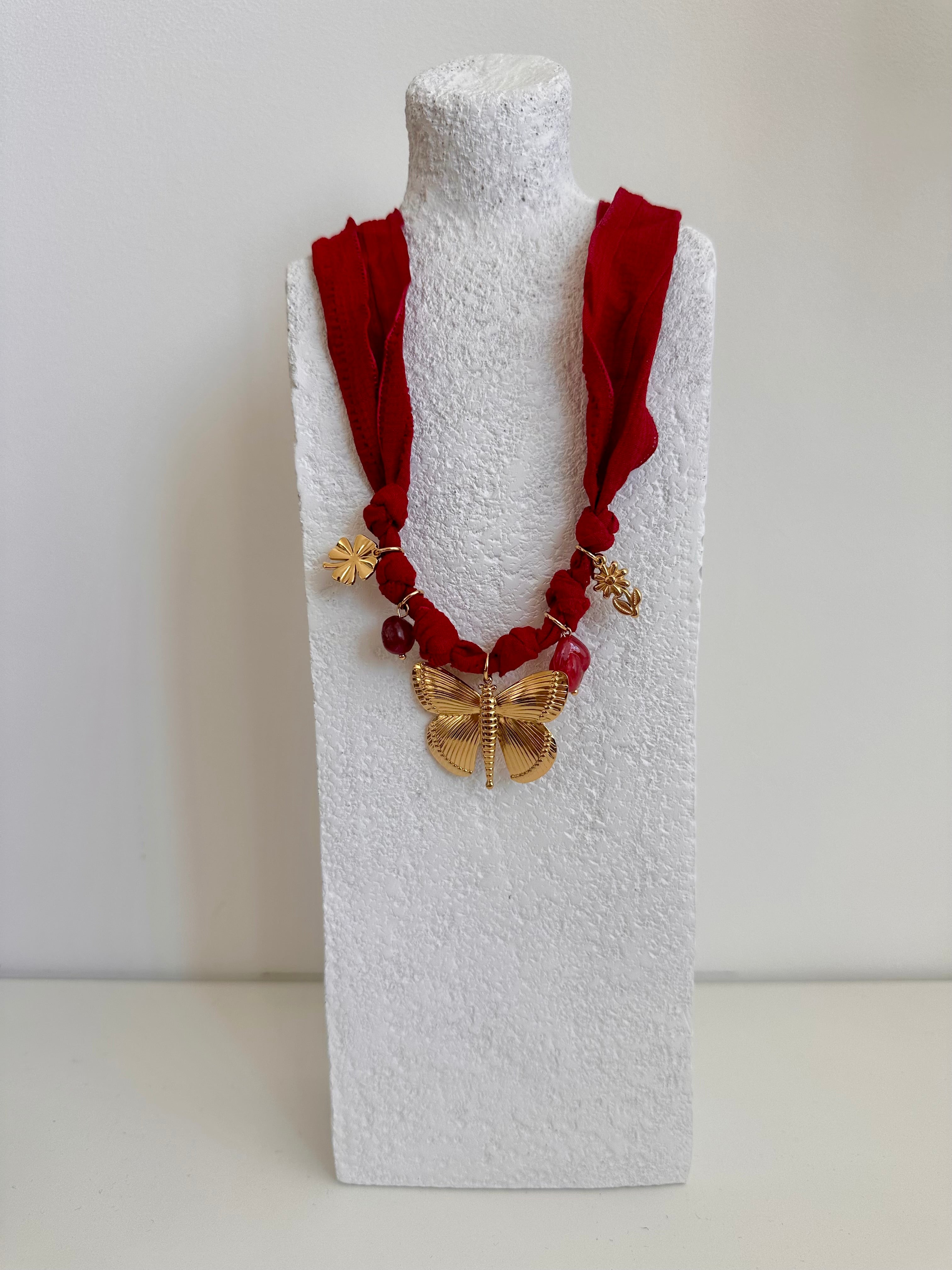 Collier Papillon Éclat Rouge & Doré