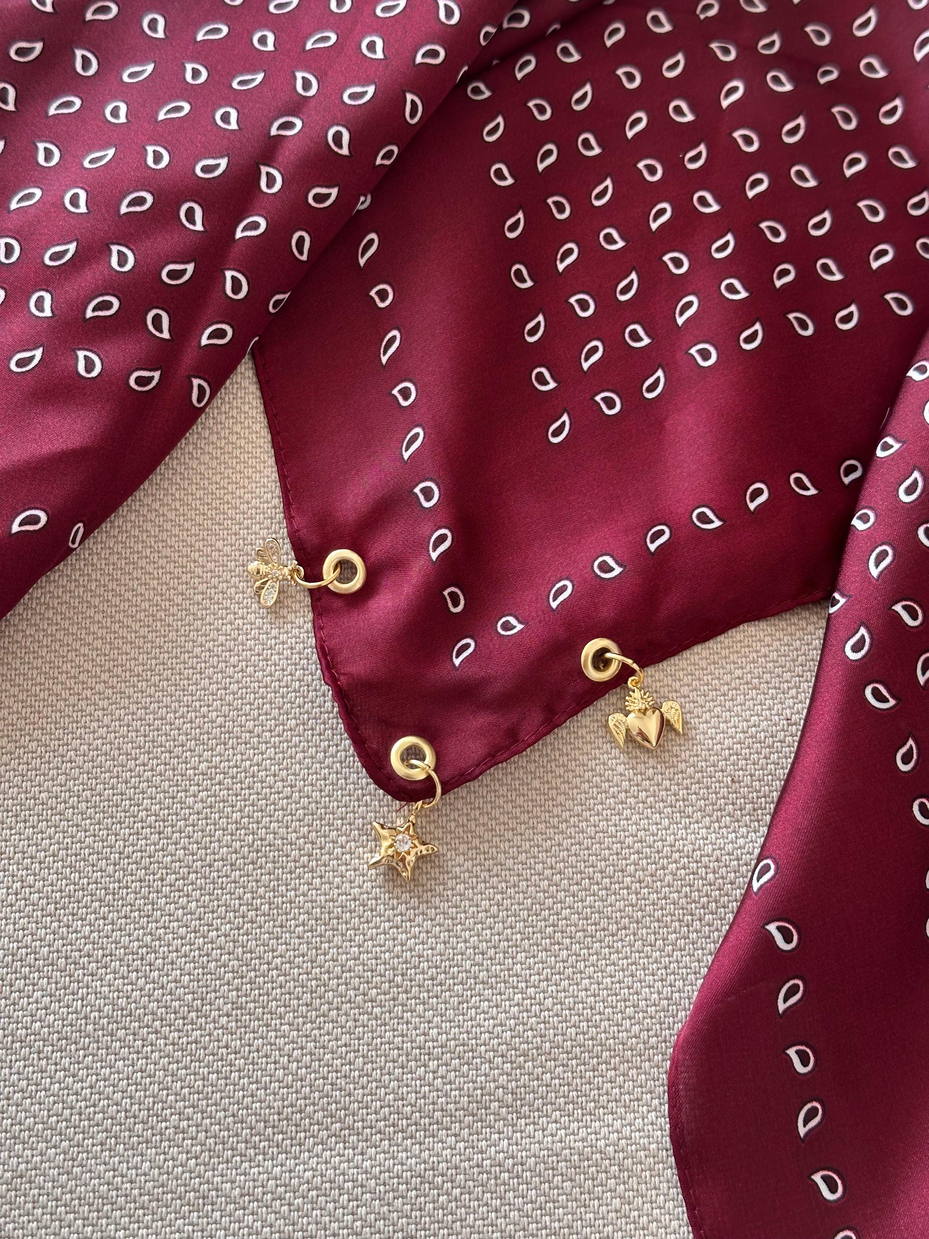 Foulard Bordeaux Élégance